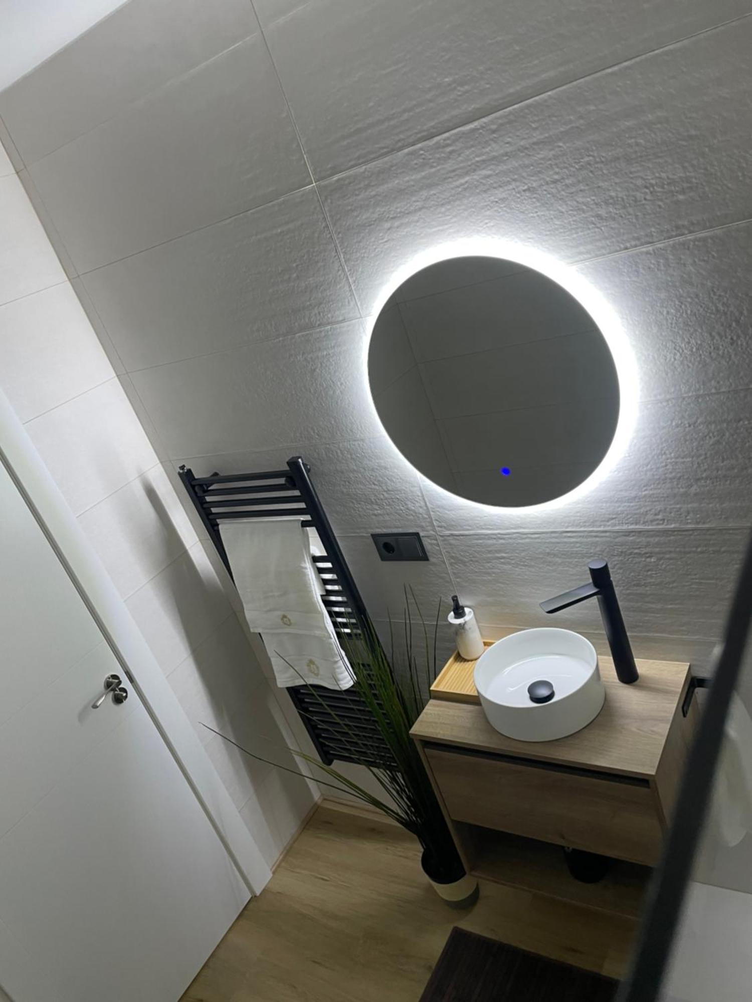 Bulevar Suite Nava de la Asuncion Buitenkant foto