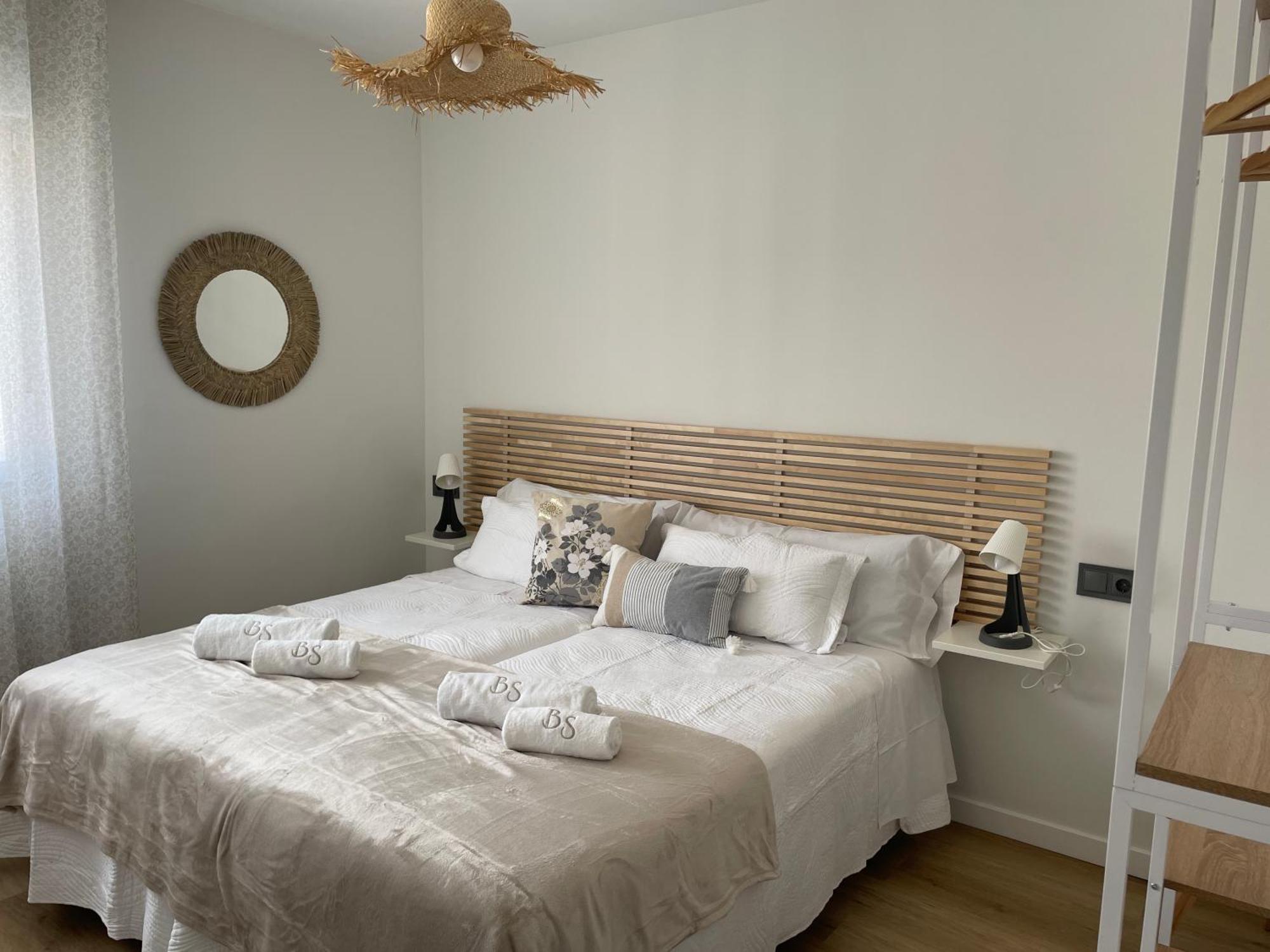 Bulevar Suite Nava de la Asuncion Buitenkant foto